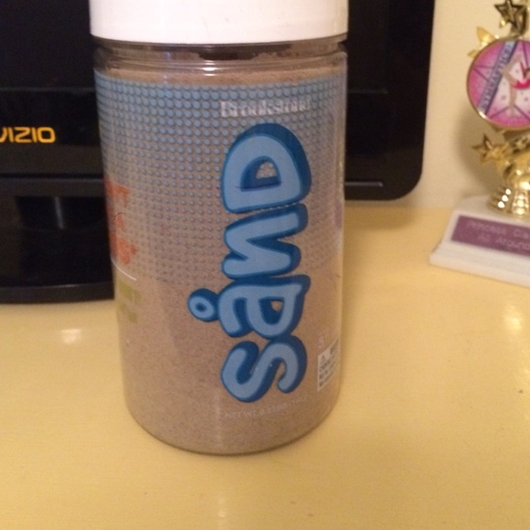 BROOKSTONE MAGNETIC SAND