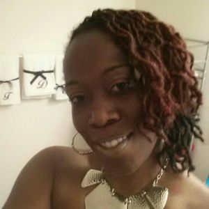 Meet your Posher, Tanika