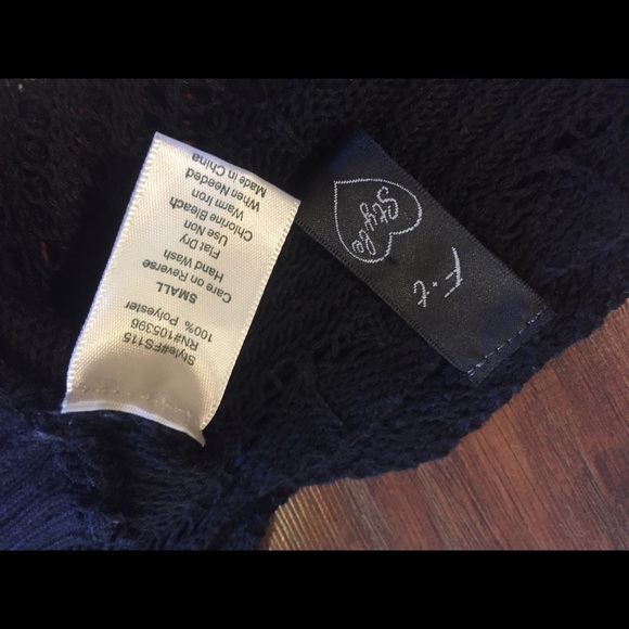 Knitted bat wing top 😍 - Picture 2 of 2