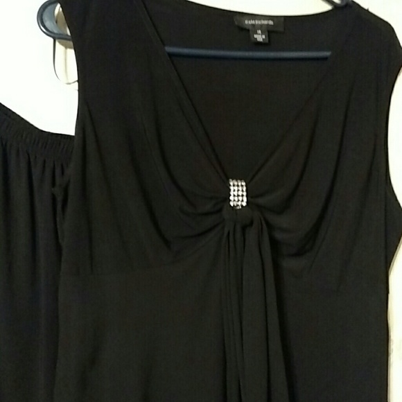 Pant suit - Picture 1 of 4