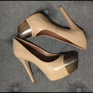 BCBGeneration 'Cristen' Cap Toe Pump - 6.5M