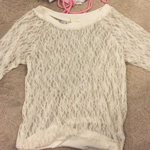 Long sleeve lace tee