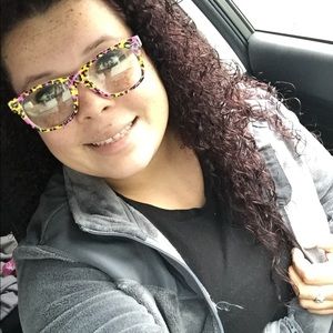 Meet your Posher, Rayleen