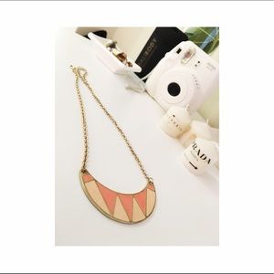 Geometric statement necklace