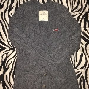 Knitted hollister cardigan!
