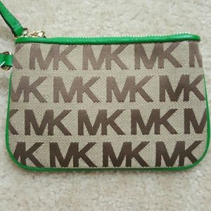 Michael Kors wrislet