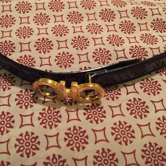 Ferragamo belt 💯 authentic gold buckle
