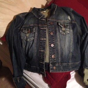 Cropped jean jacket!