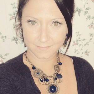 Meet your Posher, Kathlene