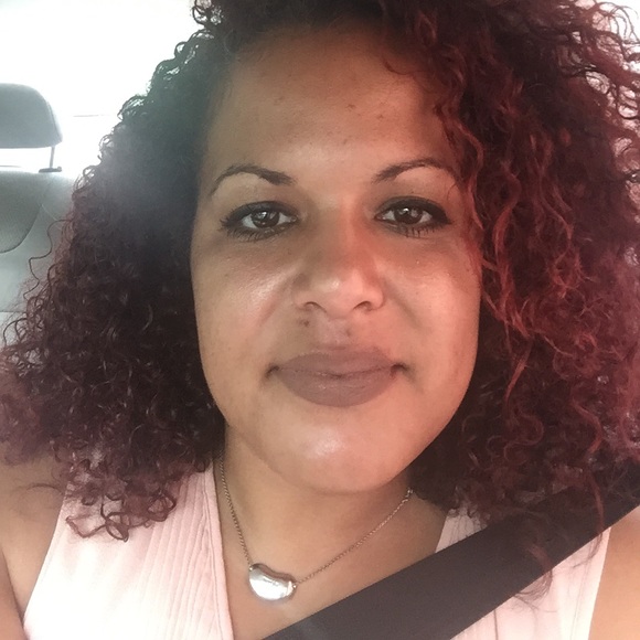 Meet your Posher, Janice - Picture 3 of 4