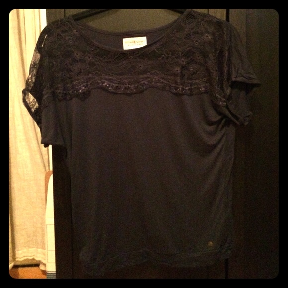 Navy Lace Insert Short Sleeve Knit Top