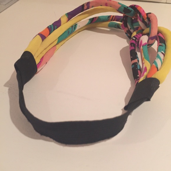 Colorful headband - Picture 3 of 3