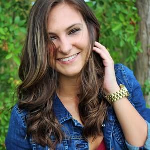 Meet your Posher, Lacey