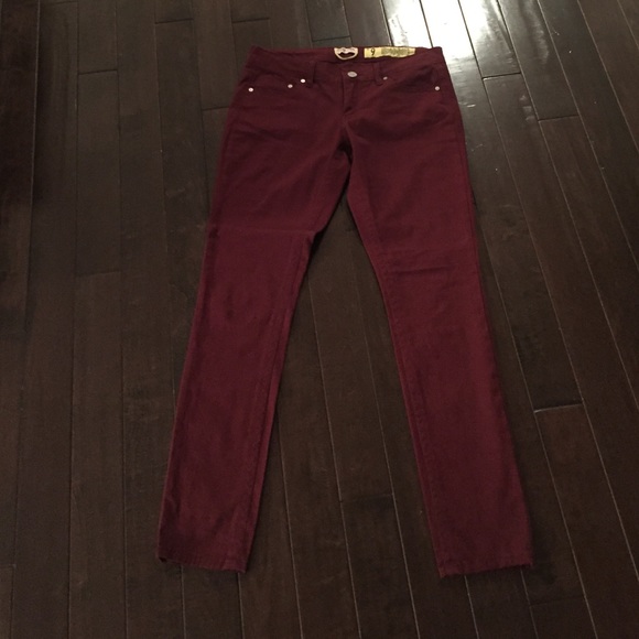 Indigo Rein stretch skinny jeans maroon red