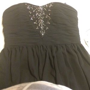 Formal dress never worn willing to negotiate