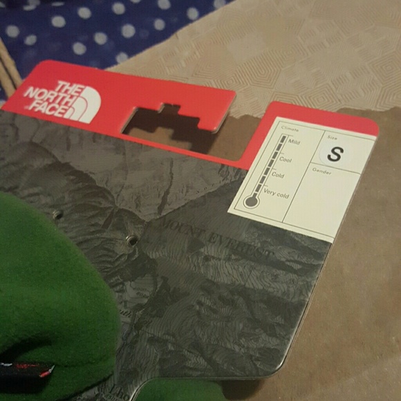 ♡♡♡SOLD♡♡North Face gloves Conifer Green Small - Picture 2 of 4