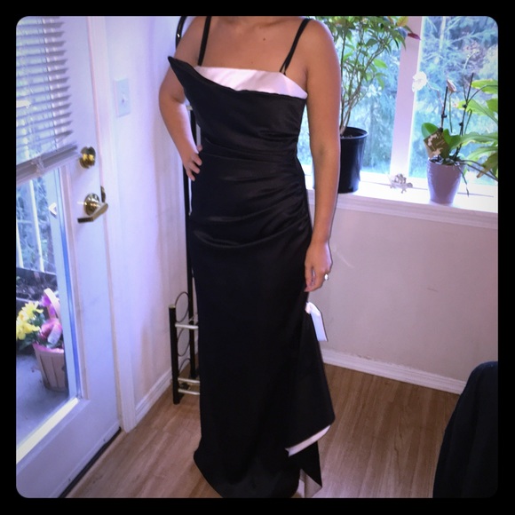 Beautiful Black and white dress.