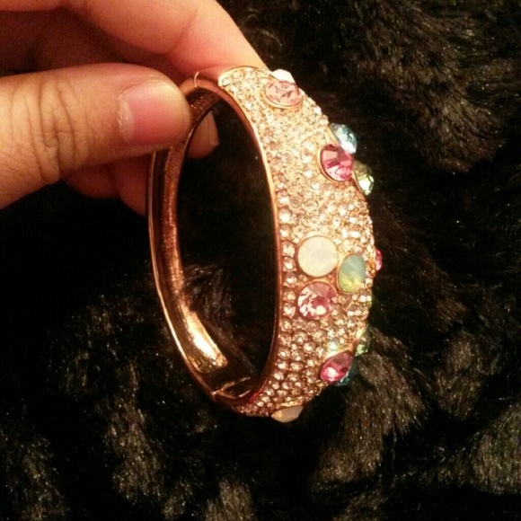 Swarovski-Gold plated bracelet