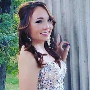 Meet your Posher, Casey