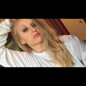 Meet your Posher, Kori