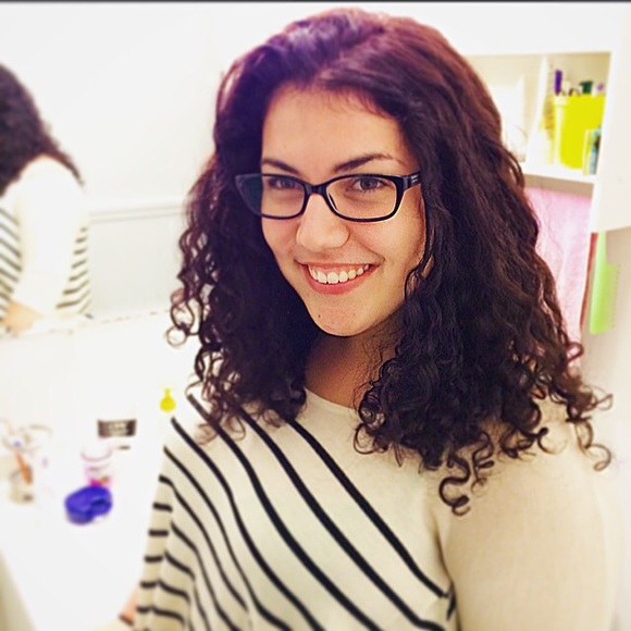 Meet your Posher, Stephanie