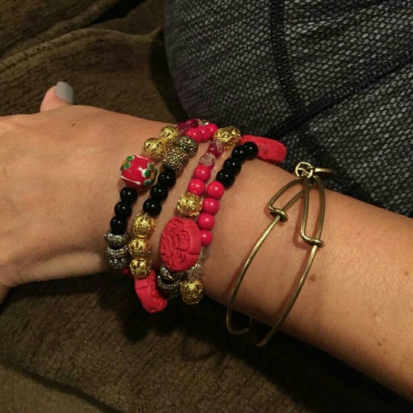 Braclet / Necklace - Picture 1 of 1