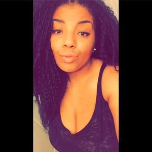 Meet your Posher, Desha