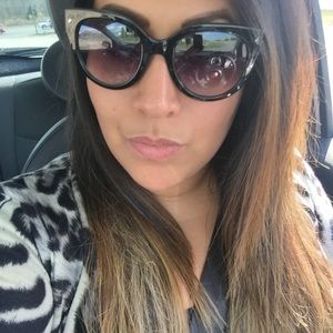 Meet your Posher, Sofia