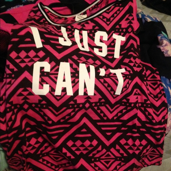 Vs pink tees