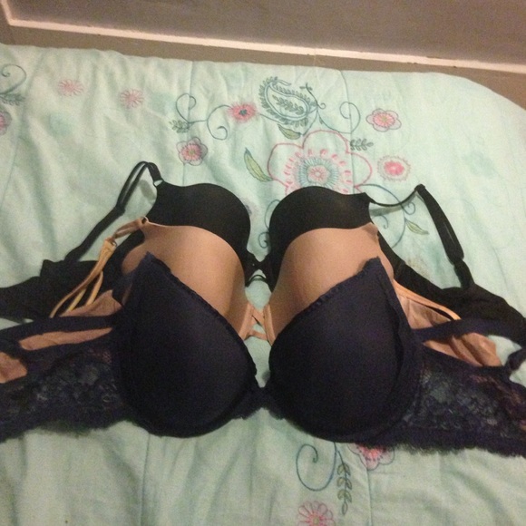 VS bra bundle