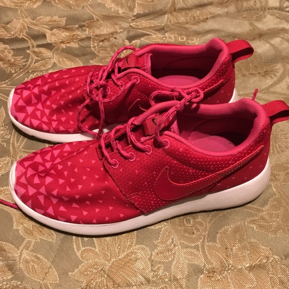 Nike Roshe ‼️SOLD‼️