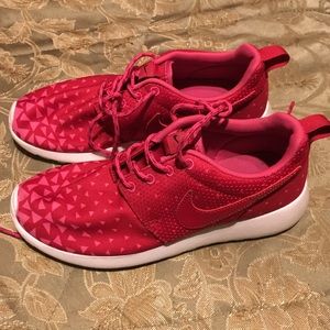 Nike Roshe ‼️SOLD‼️