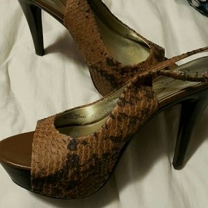 Jessica Simpson heels