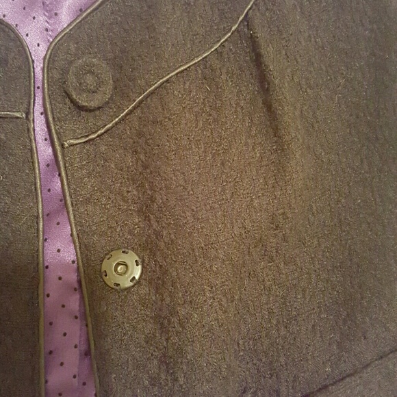 Smart Set Blazer - Picture 2 of 3