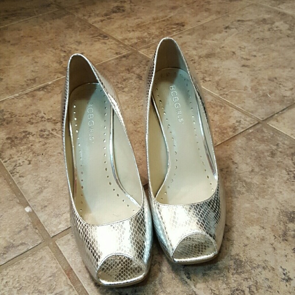 BCBGIRLS heels