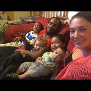 Meet your Posher, Cecile