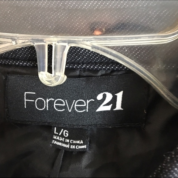 XXI Black Zip Up - Picture 3 of 4