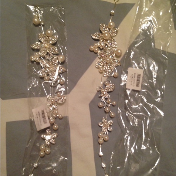 Crystal & pearl hair peices