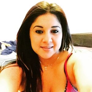 Meet your Posher, Daniela