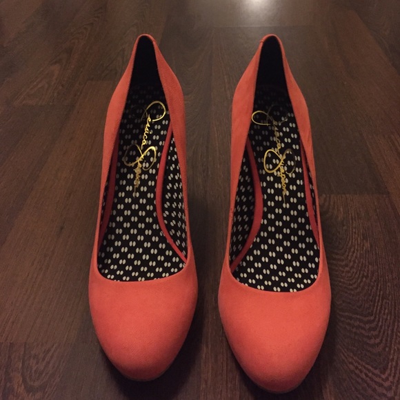 SZ 10 Jessica Simpson coral heels