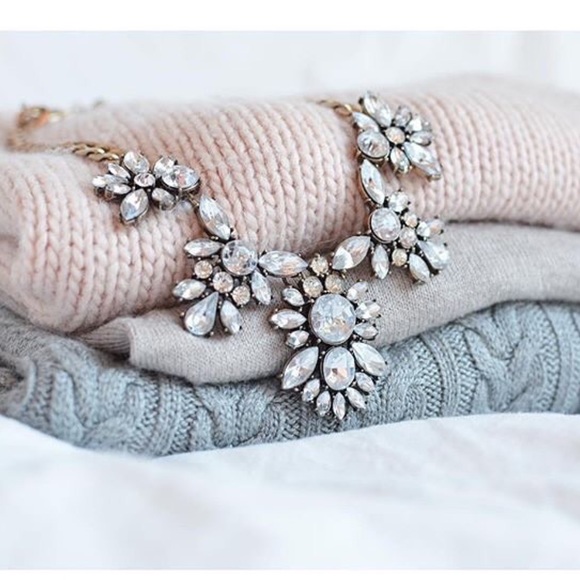 J. Crew Jewelry - Lovely necklace