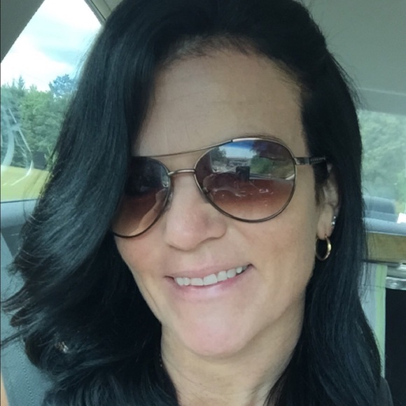 Meet your Posher, Daphne