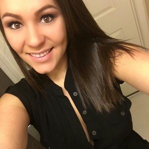 Meet your Posher, Kelli