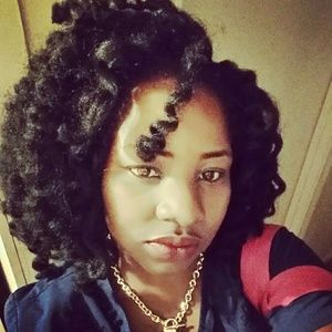Meet your Posher, Tisha