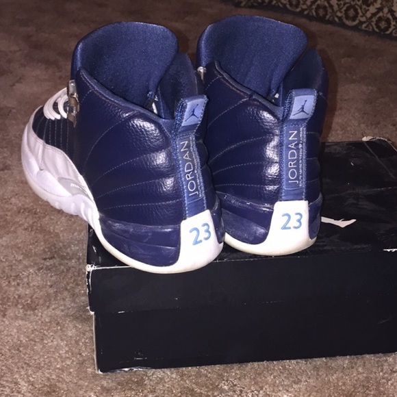 Air Jordan retro 12 obsidian size 7y - Picture 2 of 4