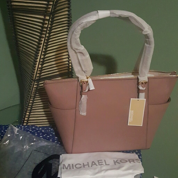 SOLD♡♡♡Michael Kors tote Dusty RoseGold - Picture 3 of 4