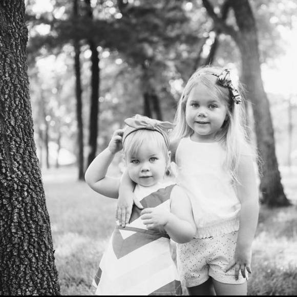 Meet your Posher, Jennifer - Picture 1 of 1