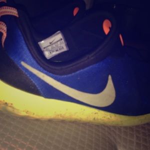 Nike roshe runs slip ons