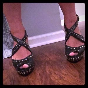 STEVE MADDEN STILETTOS SIZE 8