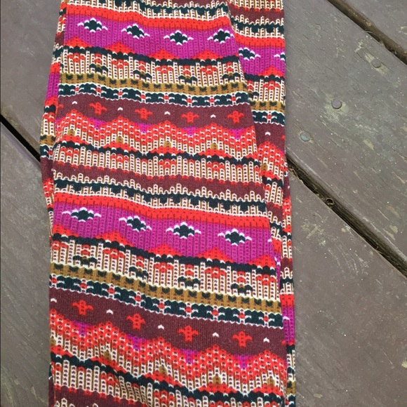 Warm Aztec print leggings